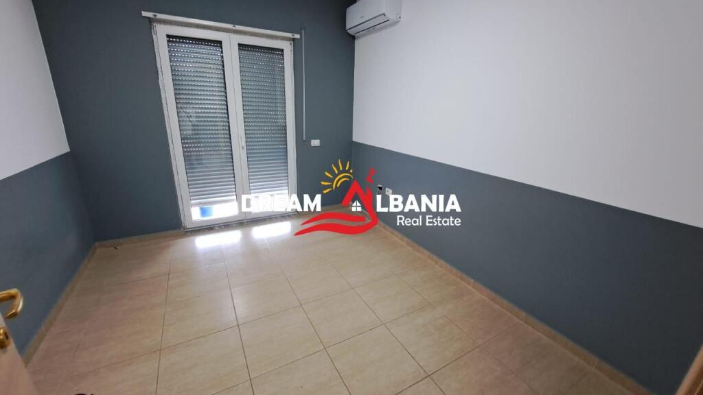 Locale commerciale in vendita in Via Don Bosko vicino a Vizion+ a Tirana (ID 4131391)