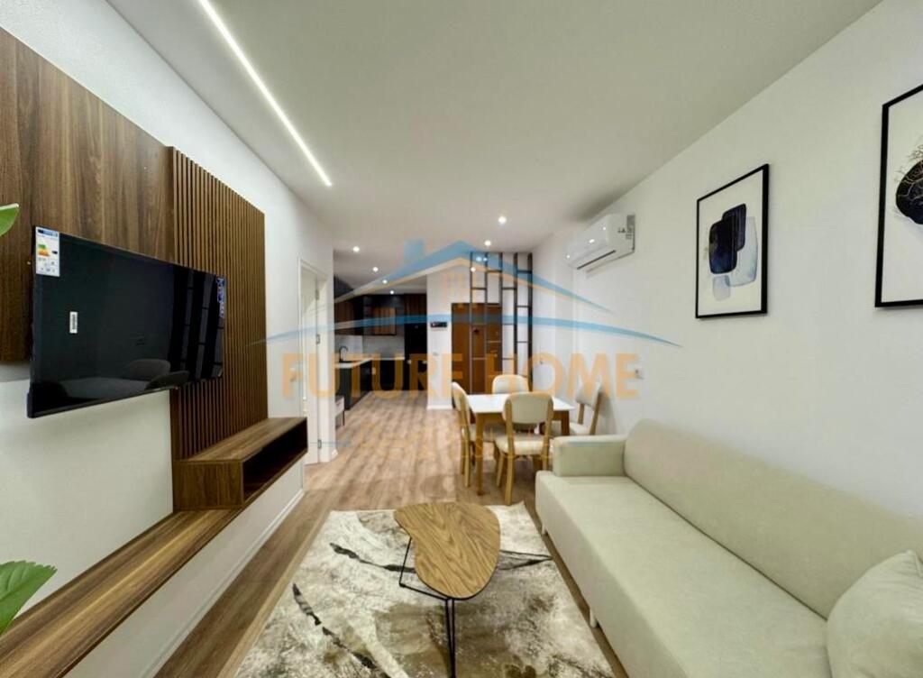 Shitet, Apartament 1+1, Rruga Fortuzi