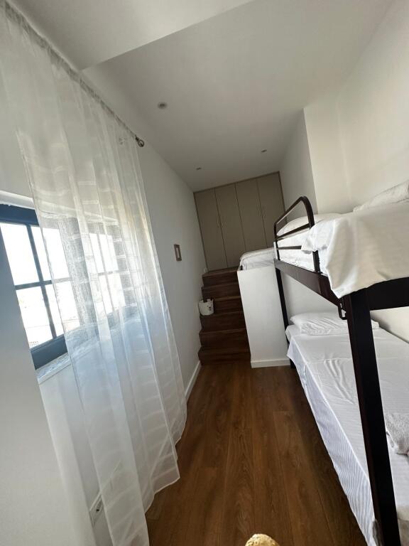 SHITET SUPER APARTAMENT  • 2+1+2 me 2 ballkone 📍 Adresa: Ish Urt Durres