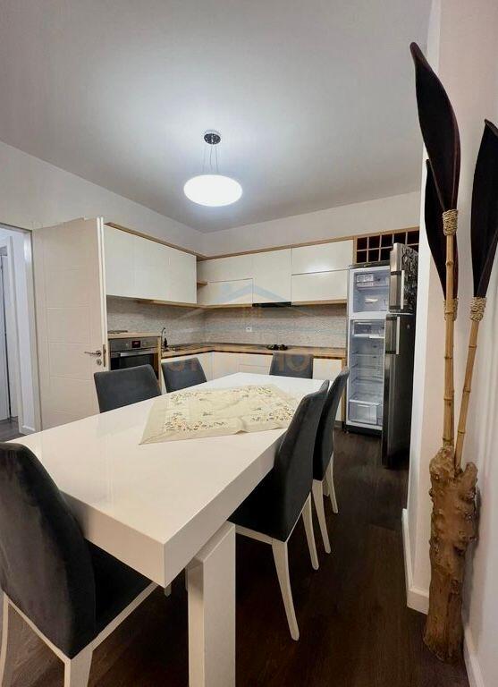 For sale, Apartment 2+1+2 on Teodor Keko Street, Near Astiri Roundabout, Tirana