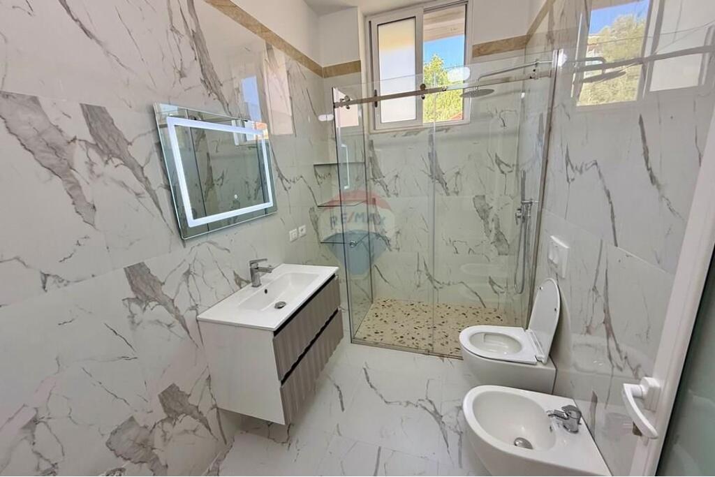 Apartment 2+1 for rent | MULLET (Villa Floor)
