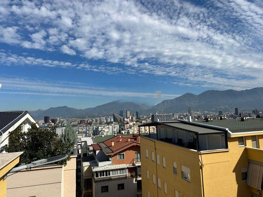 Penthouse 3+1 with Parking Space in Kodra e Diellit – 140 m², Fully Furnished