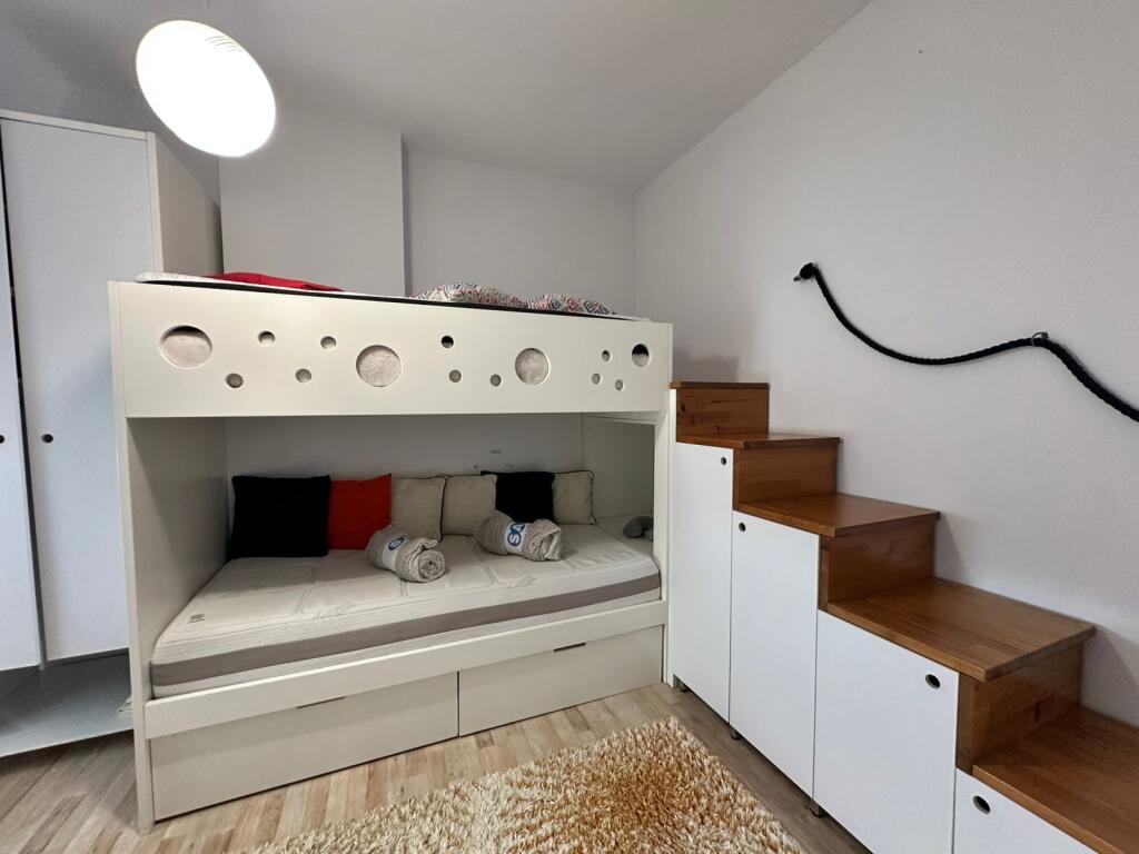 Appartamento in affitto 2+1+2 a Zogu i Zi 60.000 Leke