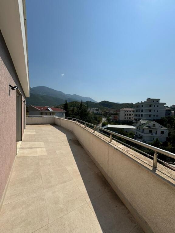 Apartment for sale, Tufina area