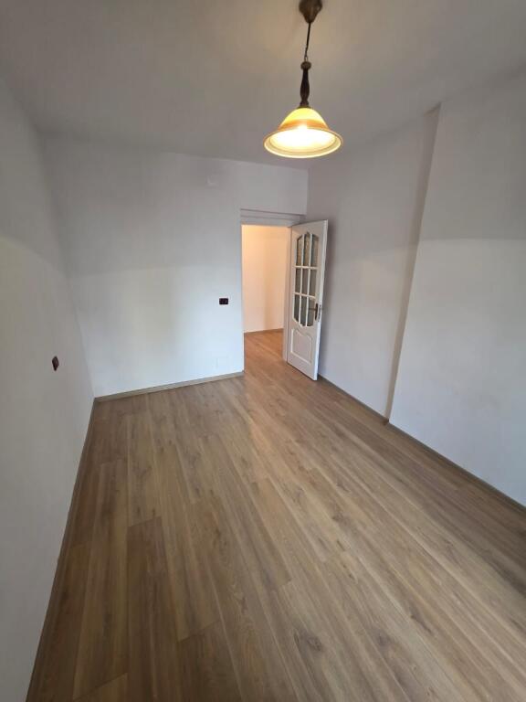 SHITET APARTAMENT 2+1 NE LAGJEN 5 DURRES