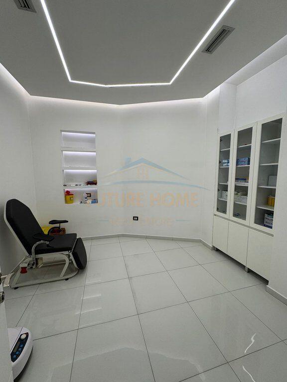 Rent, Business Premises, at Rotondo Astiri, Tirana 4,000 €,UNA57592