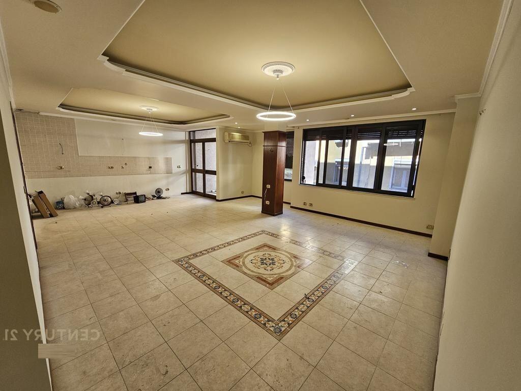 SHITET APARTAMENT 2+1+2 BLLOK