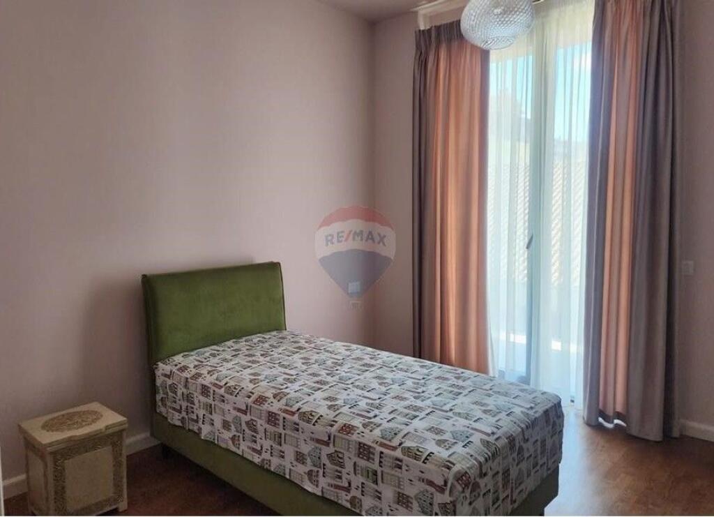 FOR RENT, APARTMENT 2+1+2 + PARKING KOSOVAREVE STREET
