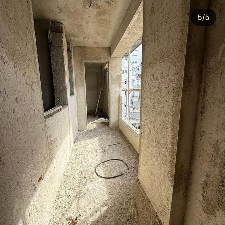 Shitet 2+1 tek kompleksi guce,ish parku