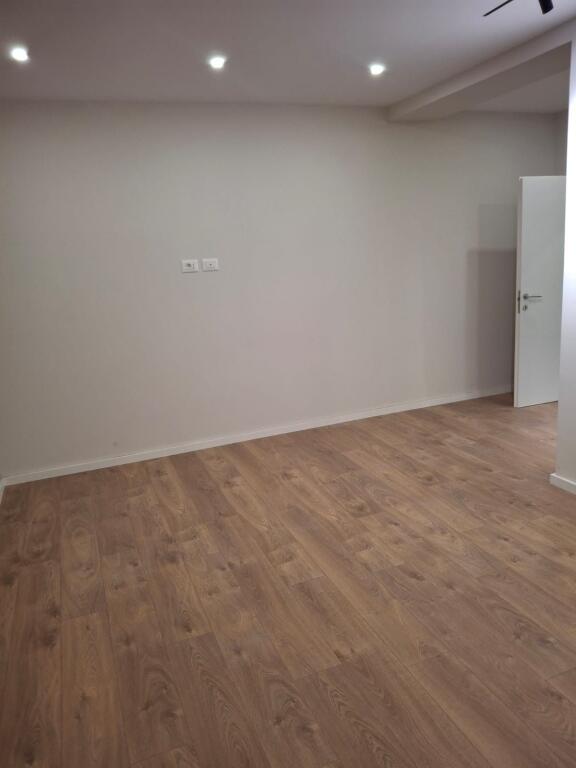 Apartament 2+1 per shitje tek Myslym Shyri!
