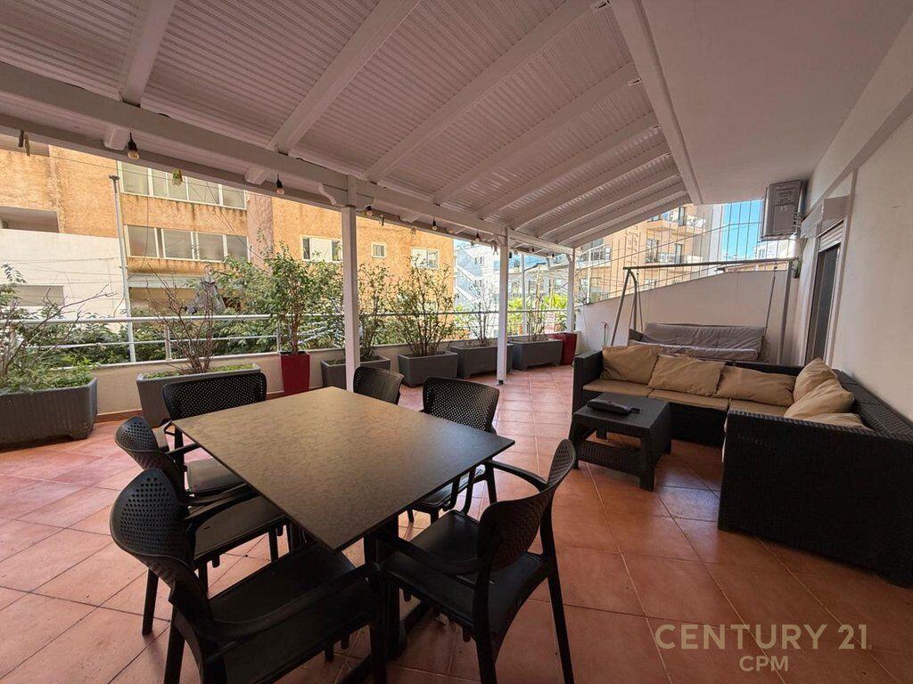 NE SARANDE SHESIM SUPER APARTAMENT 2+1+2+VERANDE 120M LARG DETIT 215,000 €