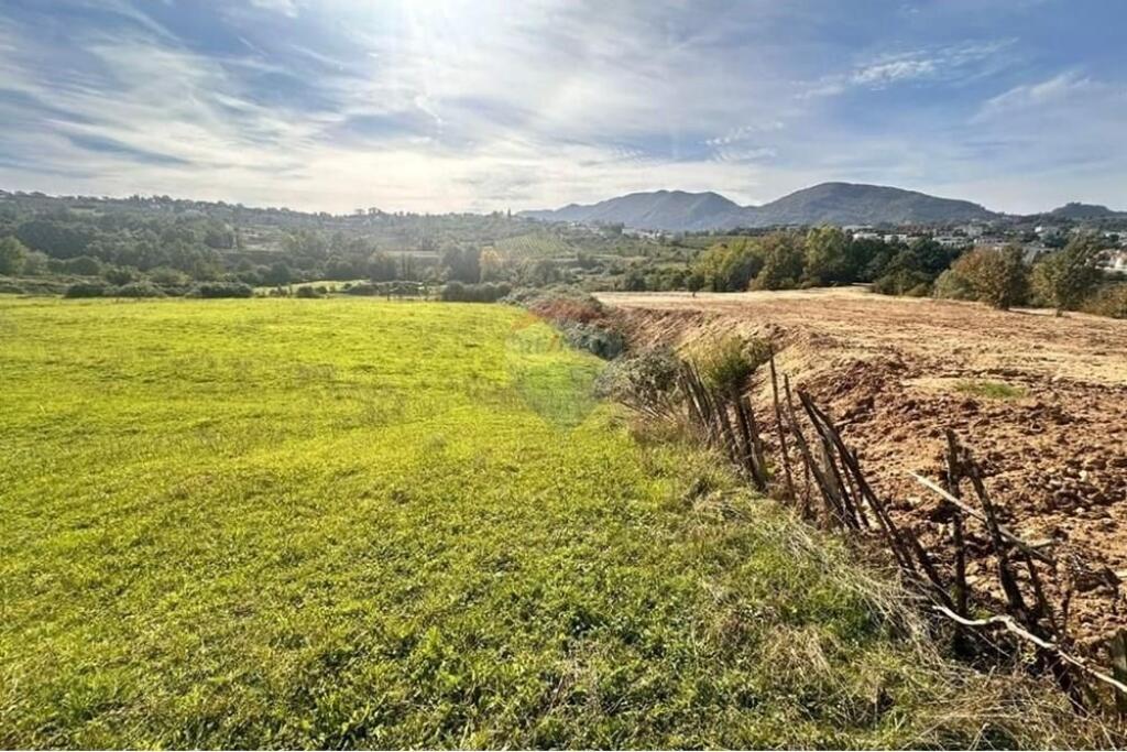 Tokë për ndërtim - Për Shitje - Rolling Hills, Tiranë !