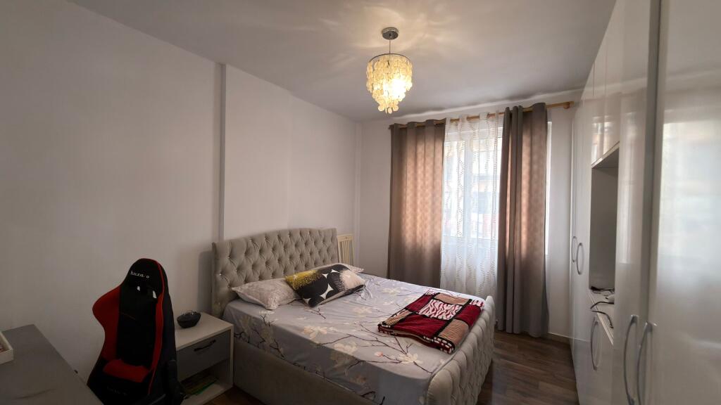 ASTIR APARTAMENT 2+1+2 PER SHITJE!