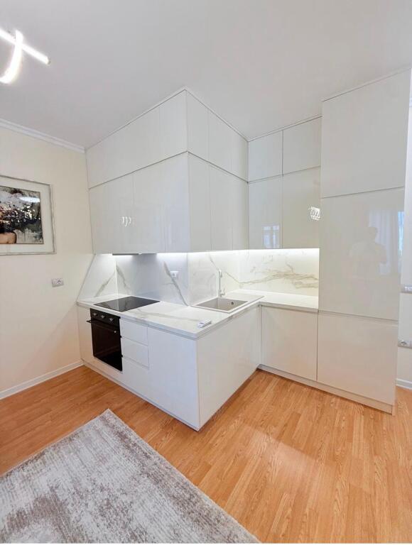 Appartamento 2+1 in affitto in Via Kosovareve