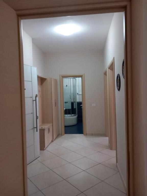 Jepet me qera apartament 2+1 Delijorgji