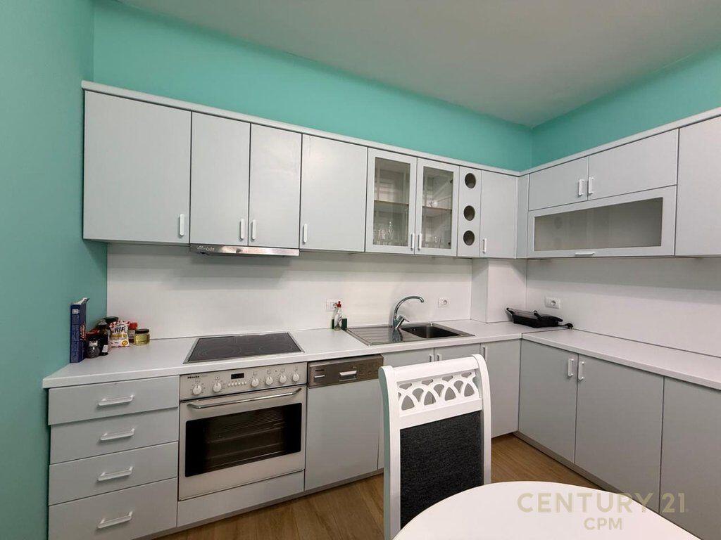 NE SARANDE SHESIM SUPER APARTAMENT 2+1+2+VERANDE 120M LARG DETIT 215,000 €