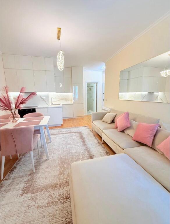 Appartamento 2+1 in affitto in Via Kosovareve