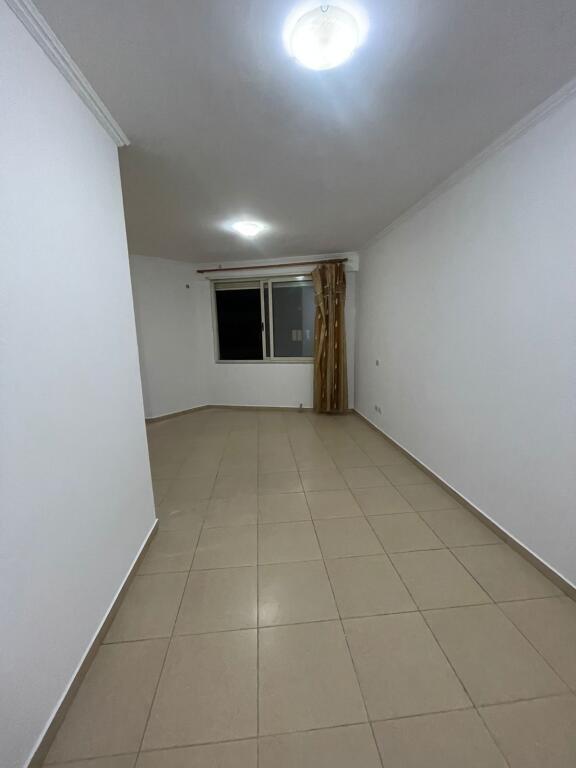 Appartamento 2+1+2+balcone in affitto, 650 euro, 3° piano, centro