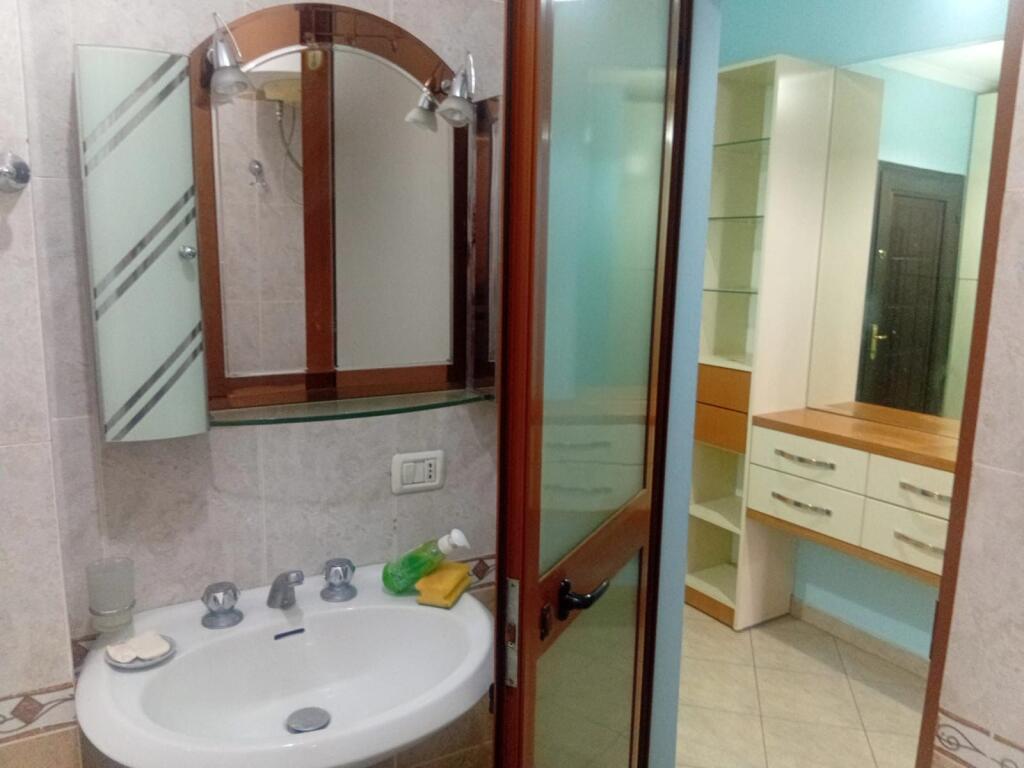 Appartamento 2+1 in affitto ad Astir!