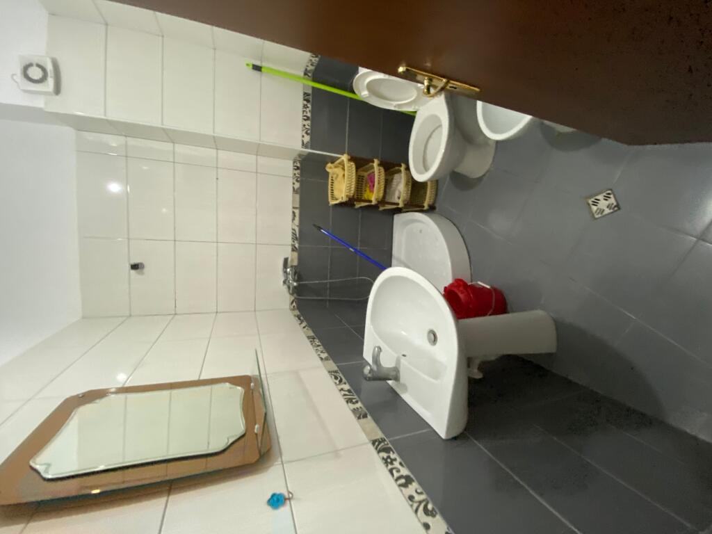 1+1, furnished at the Leonore Foundation hill of the sun, 450 eurp