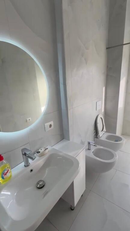 Jepet apartament me qera 2+1, €450, Ali Demi, Rezidenca Kaimi