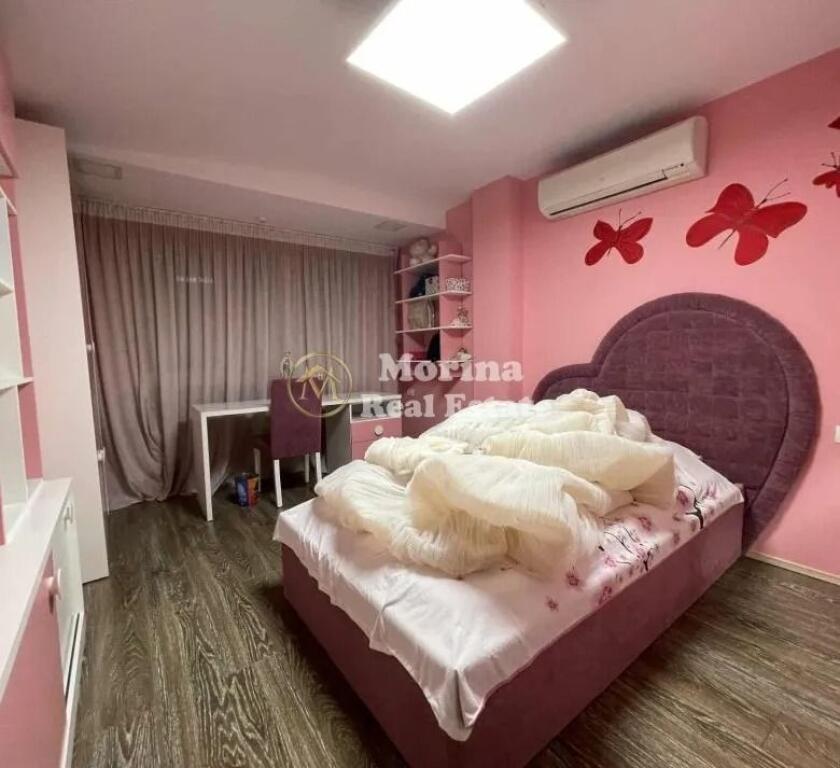 Shitje, Apartament, 4+1, te Liqeni i Thate, Rruga Peti, Cmimi 432600 Euro