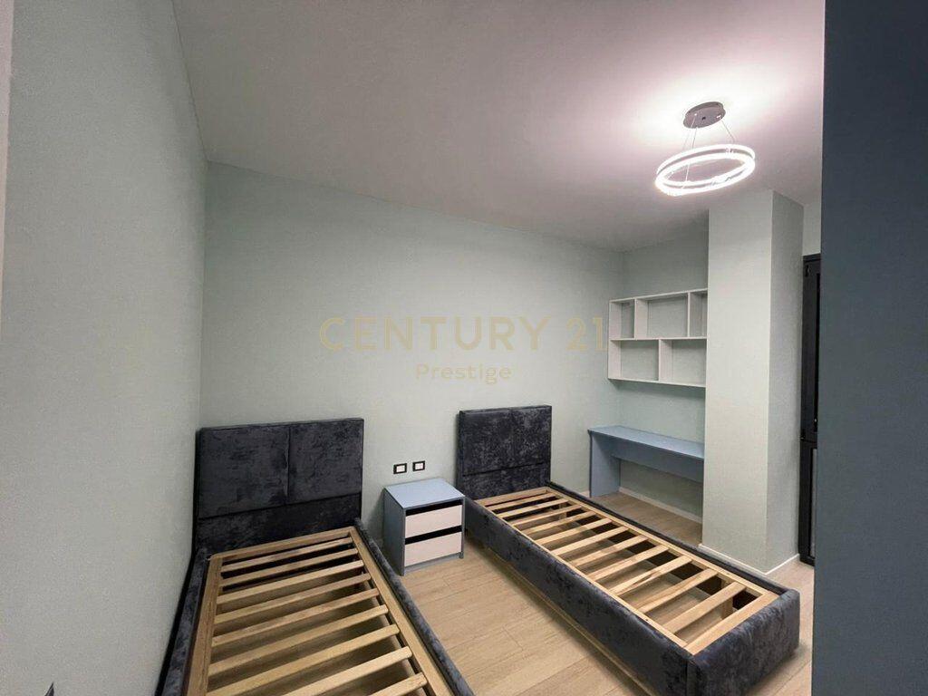 APPARTAMENTO 2+1+2+ POSTO AUTO IN AFFITTO, LAGO ASCIUTTO, TIRANA! 1.200 € /Mese