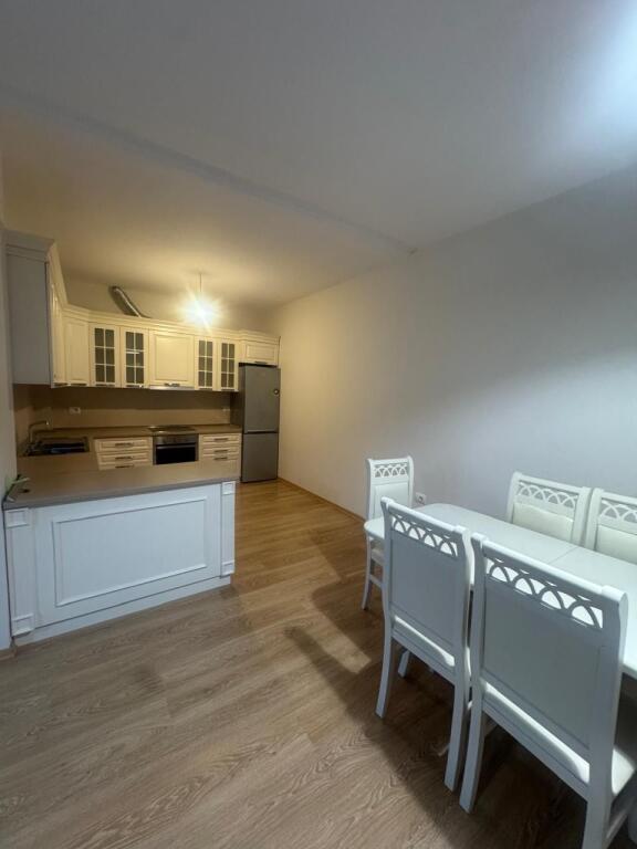 Super ap 2+1 al giardino botanico (vicino alla moschea)