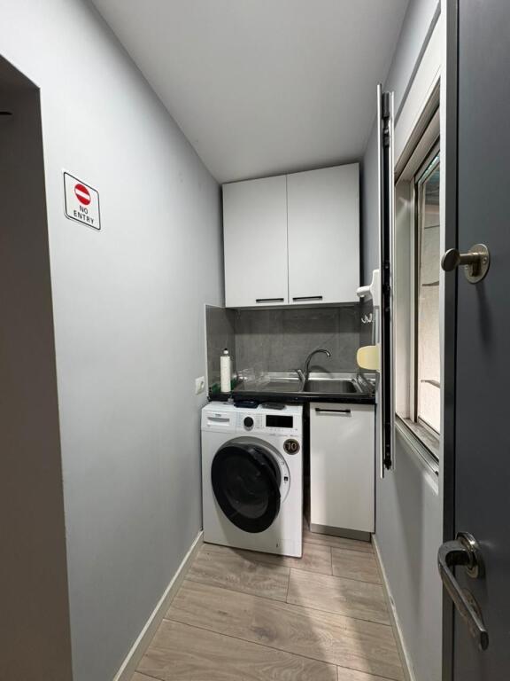Studio apartment for rent near Dinamo Stadium!