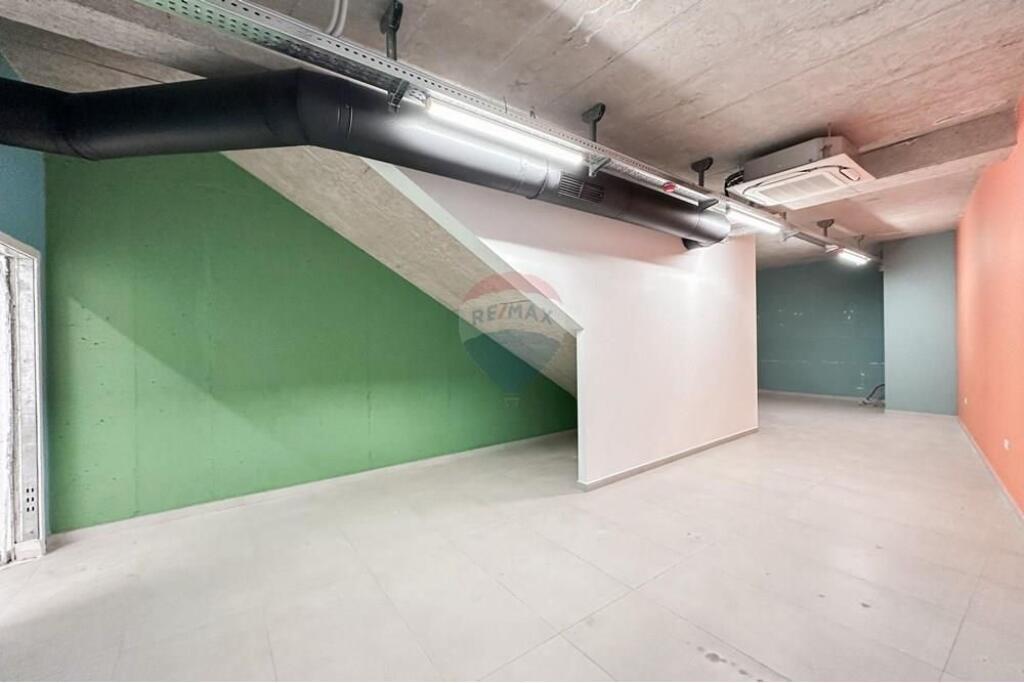 Godine "PREMIUM" per qira- SAUK I RI