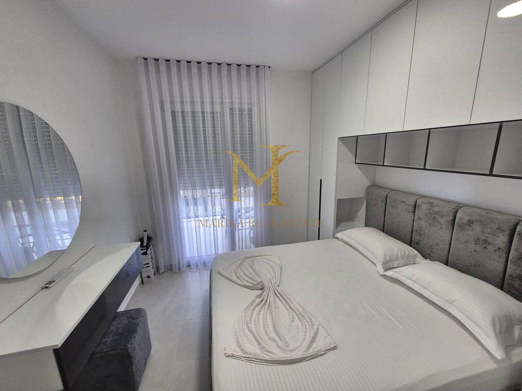 Golem - Jepet me qera super apartament 1+1.