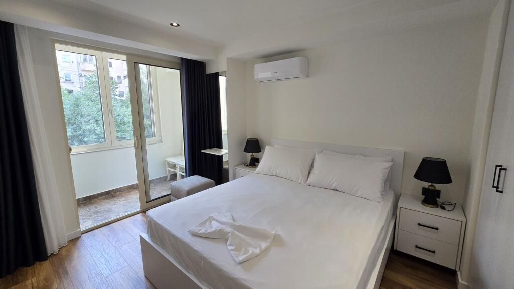 🏡 APARTMENT FOR RENT – BLOCK