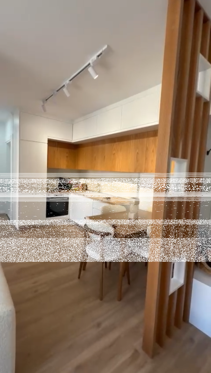 Apartment 2+1, Shkoze!