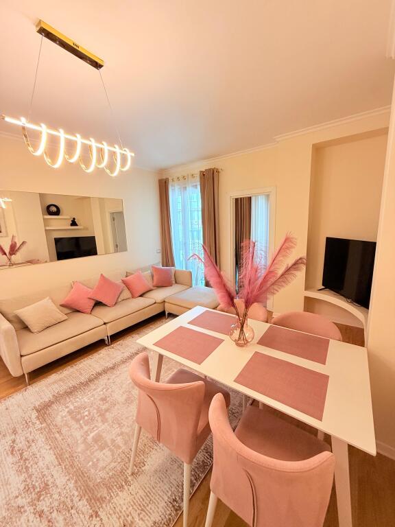 🏡 Apartament 2+1 me Qira – Rruga e Kosovareve