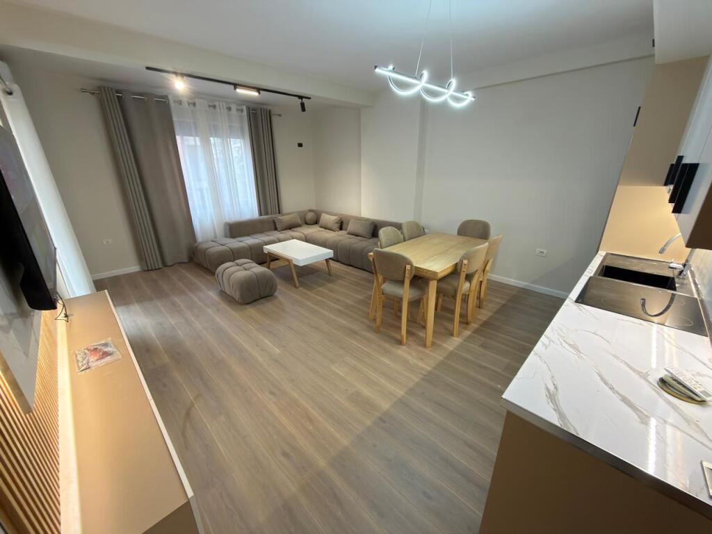 📣Vendesi in vendita 2+1+2 📍 Misto Mame, palazzi Çabej – Via Thoma Koxhaj