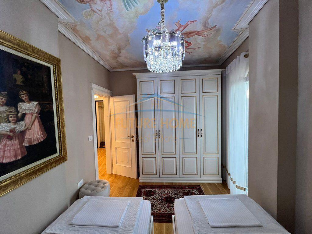 Apartament me qera 2+1, Myslym Shyri