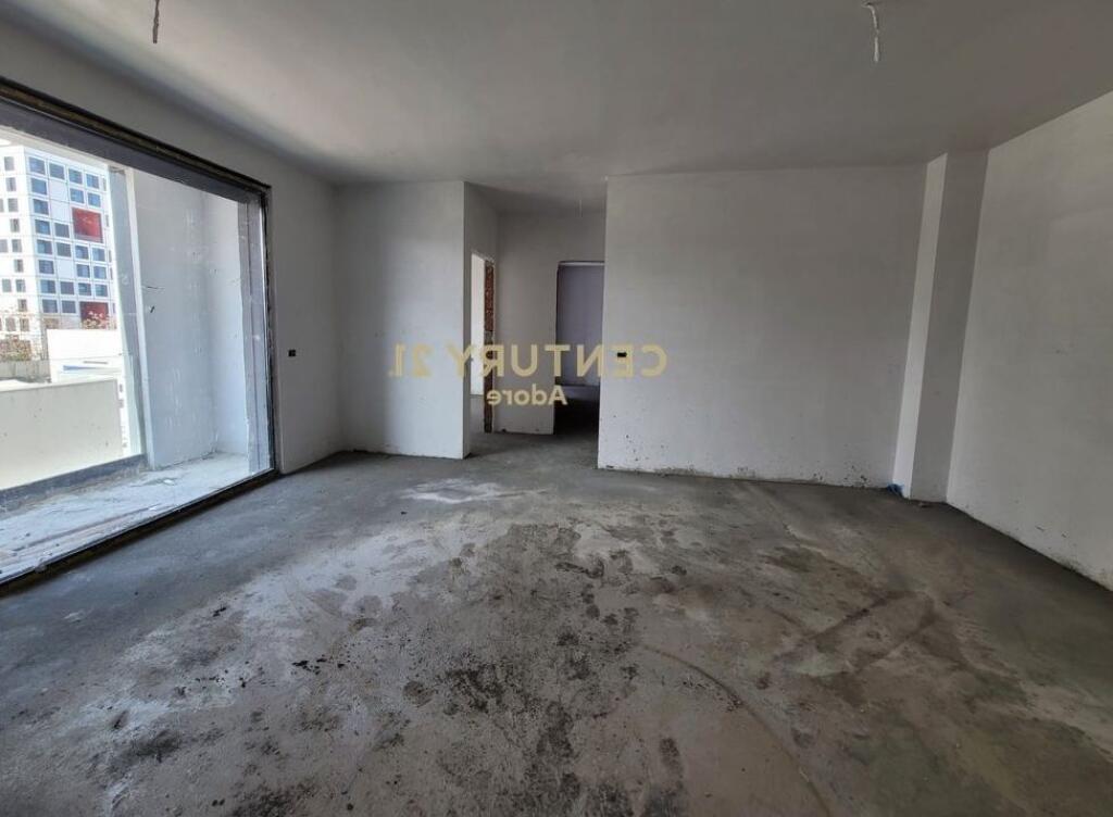 In vendita • Appartamento 2+1+2 • Accesso Tirana, Ex-Dogana