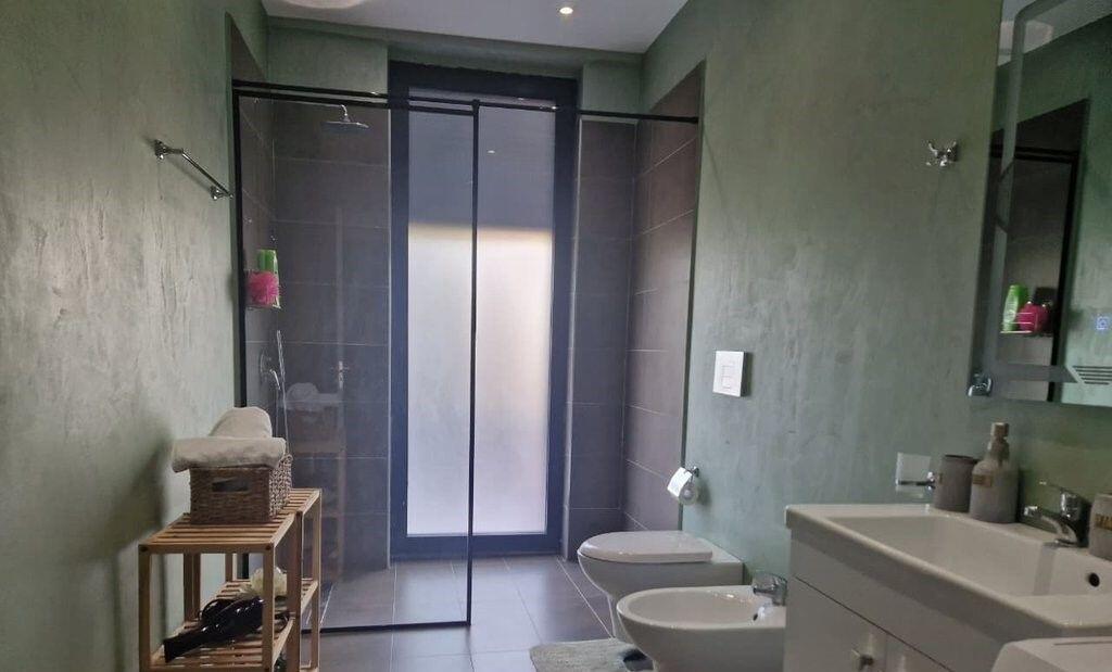 SHESIM, APARTAMENT PREMIUM 1+1 me 1 POST PARKIMI ‼️