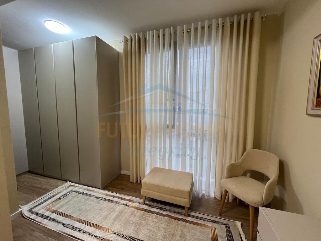 Qera, Apartament 2+1, Golden Tower Residence, Tiranë.