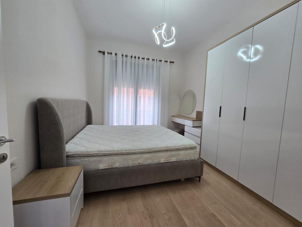 Super apartament me qira Kompleksi Delijorgji