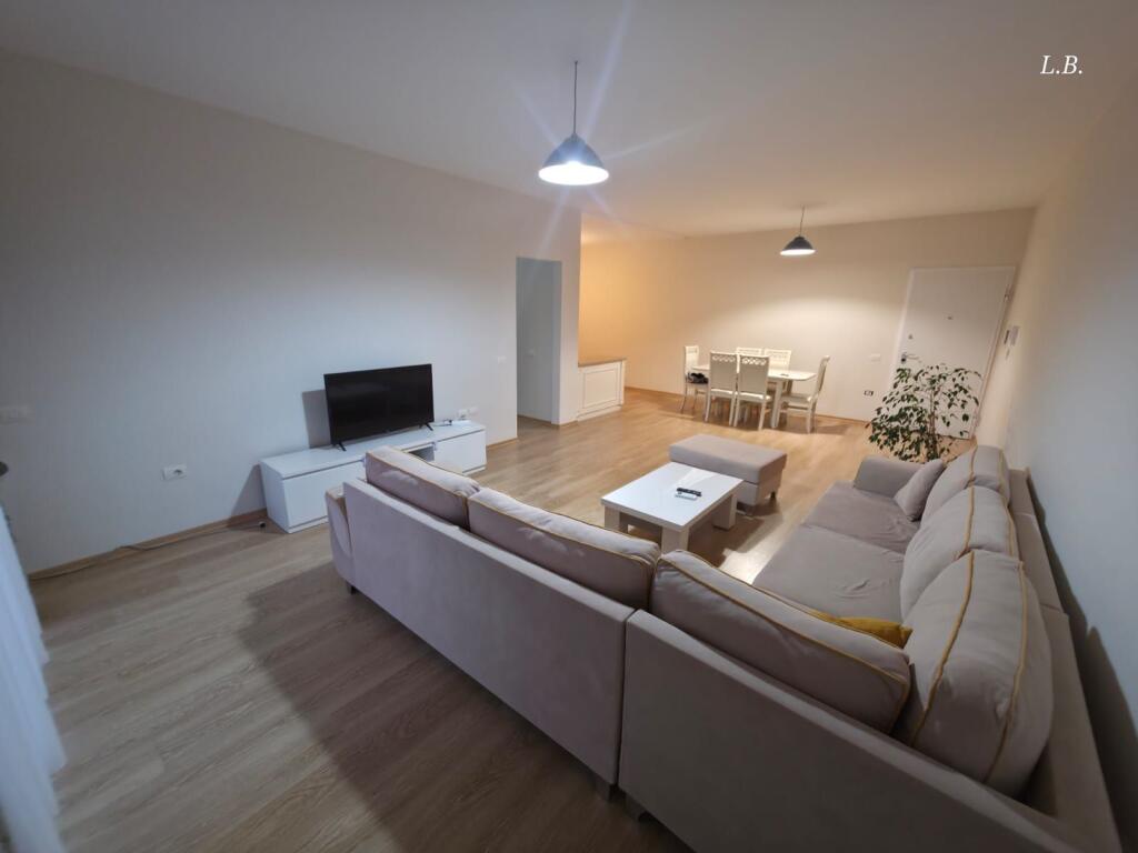 Affittasi appartamento 2+1+2 – Zona Botanica / vicino alla Moschea