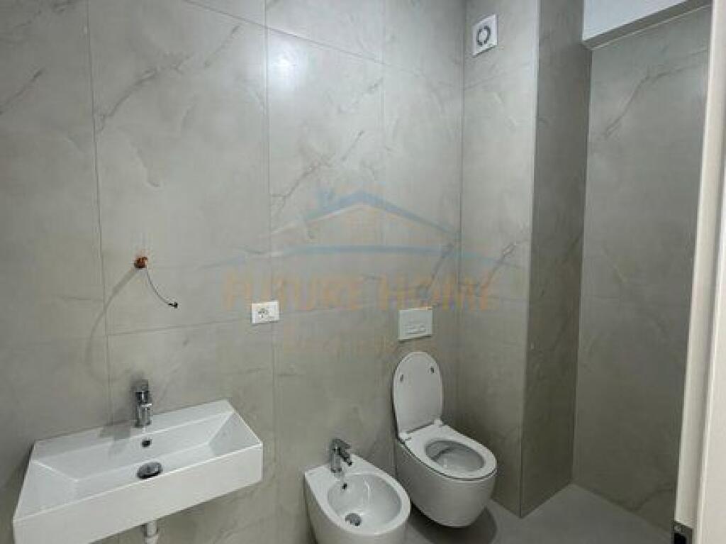 In vendita, Appartamento 1+1, OXA, Fresku, Tirana