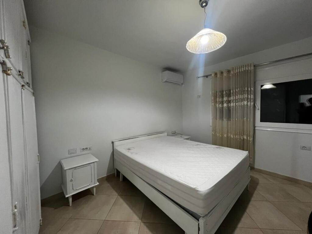 Apartment 1+1 for Rent, City Center, Vlore (Gama Market)