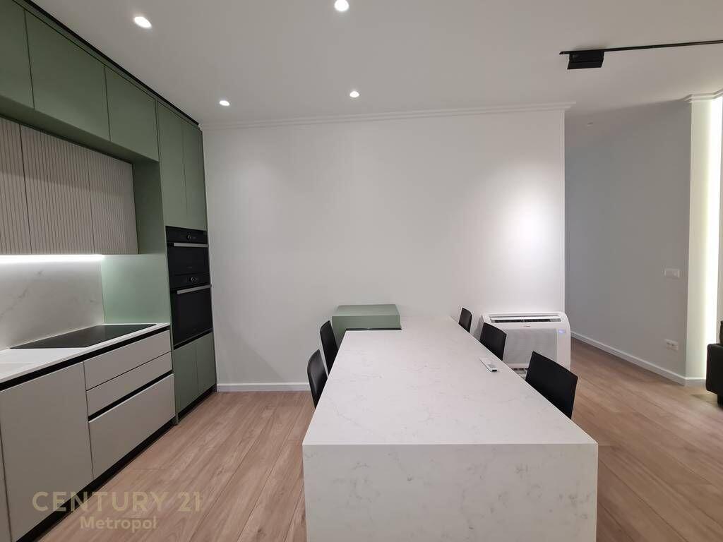 Premium apartment for rent 3+1+2, with 3 parking spaces-Dry Lake! 2,000 € /Month