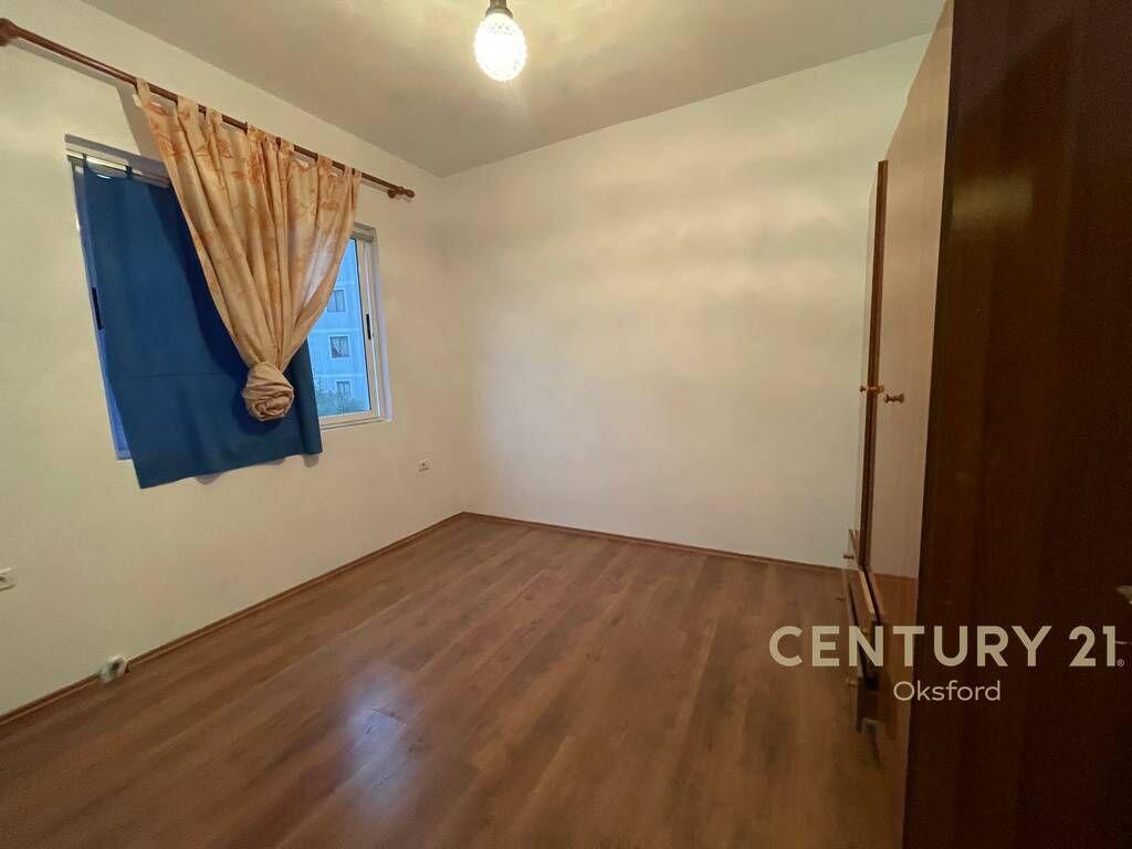 Apartament 3+1+2 per SHITJE ne Shkoze