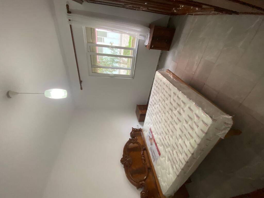 2+1,i mobiluar kat vile,te 2 palmat ne astir,450 euro