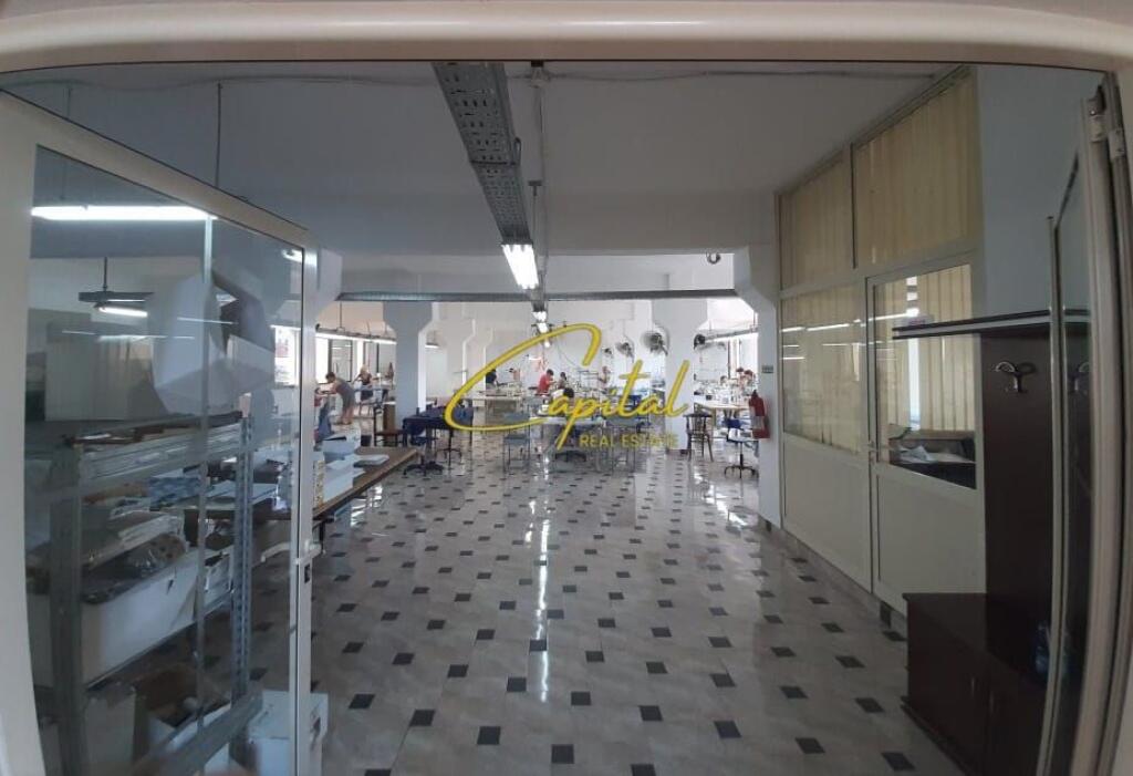 WAREHOUSES FOR RENT 800 M2 FORMER TRAIN STATION 4,700 EURO