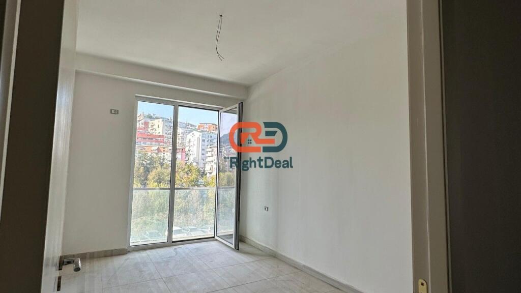 Al Lago Secco, Appartamento 2+1 In Vendita Con Pianta, Orientamento E Posizione Perfetta !!