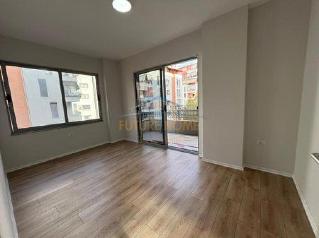 Shitet, Apartament 2+1, Yzberisht,Tirane