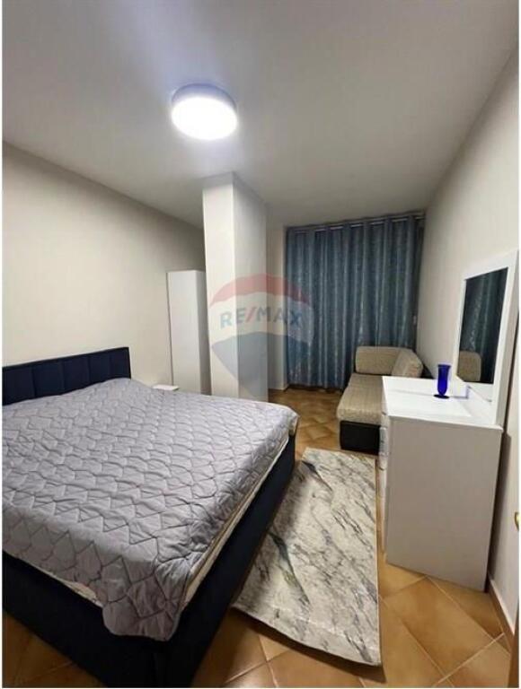 Apartment for Rent at Petronini High School